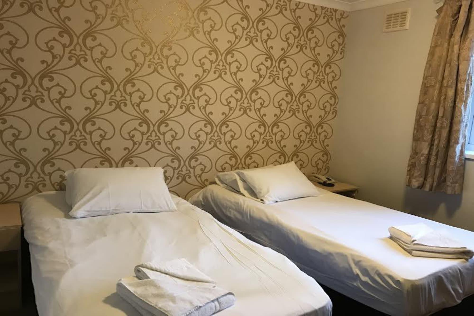 Star Hotel, South Leicester Exteriör bild